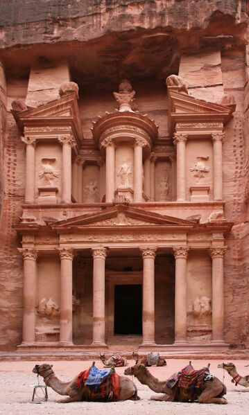 Файл:Al Khazneh Petra edit 2.jpg